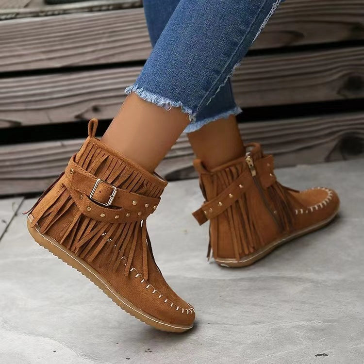 Women's Retro Ankle Boots - Rivet Tassel Flat Winter Boots with Vintage Style