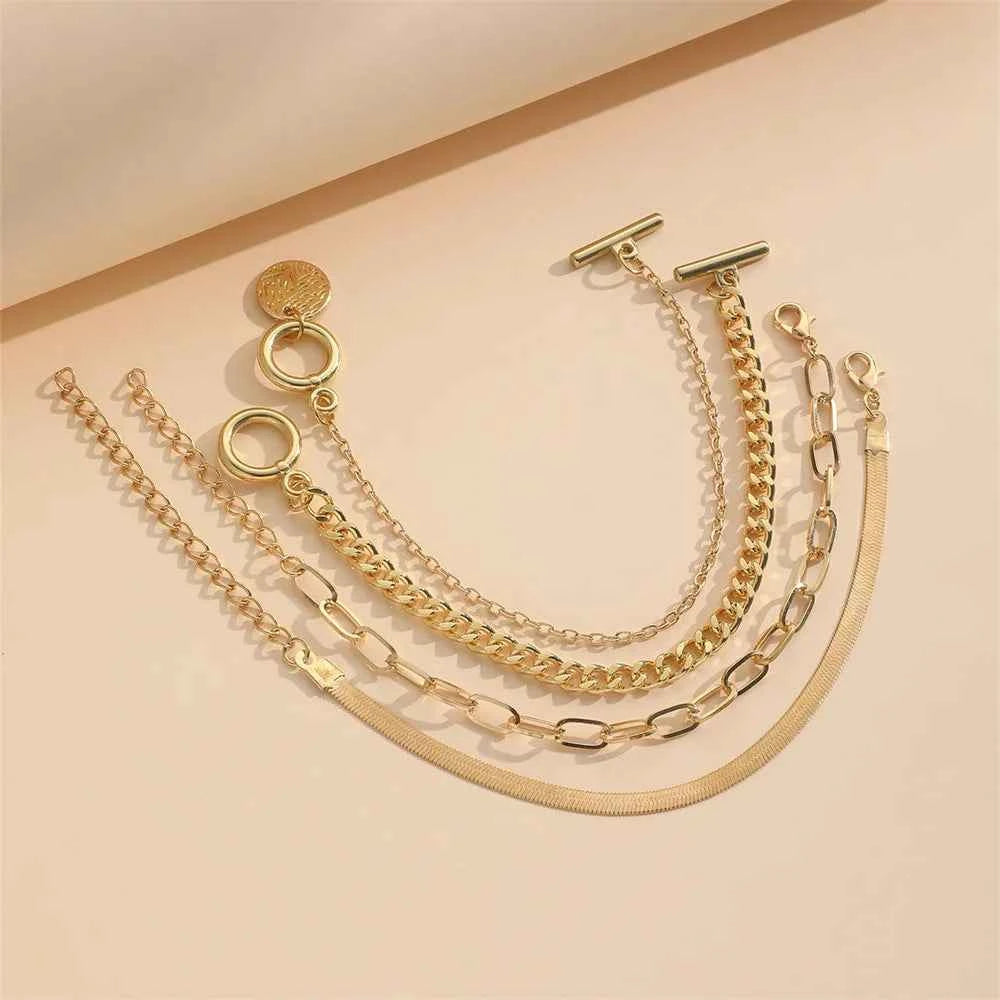 Set de 4 Pulseras de Eslabones y Cadena de Hueso de Serpiente en Tono Dorado – Estilo Minimalista y Versátil
