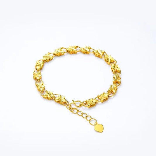 Lucky Clover Heart Pendant - Gold-Plated Brass Gift Jewelry